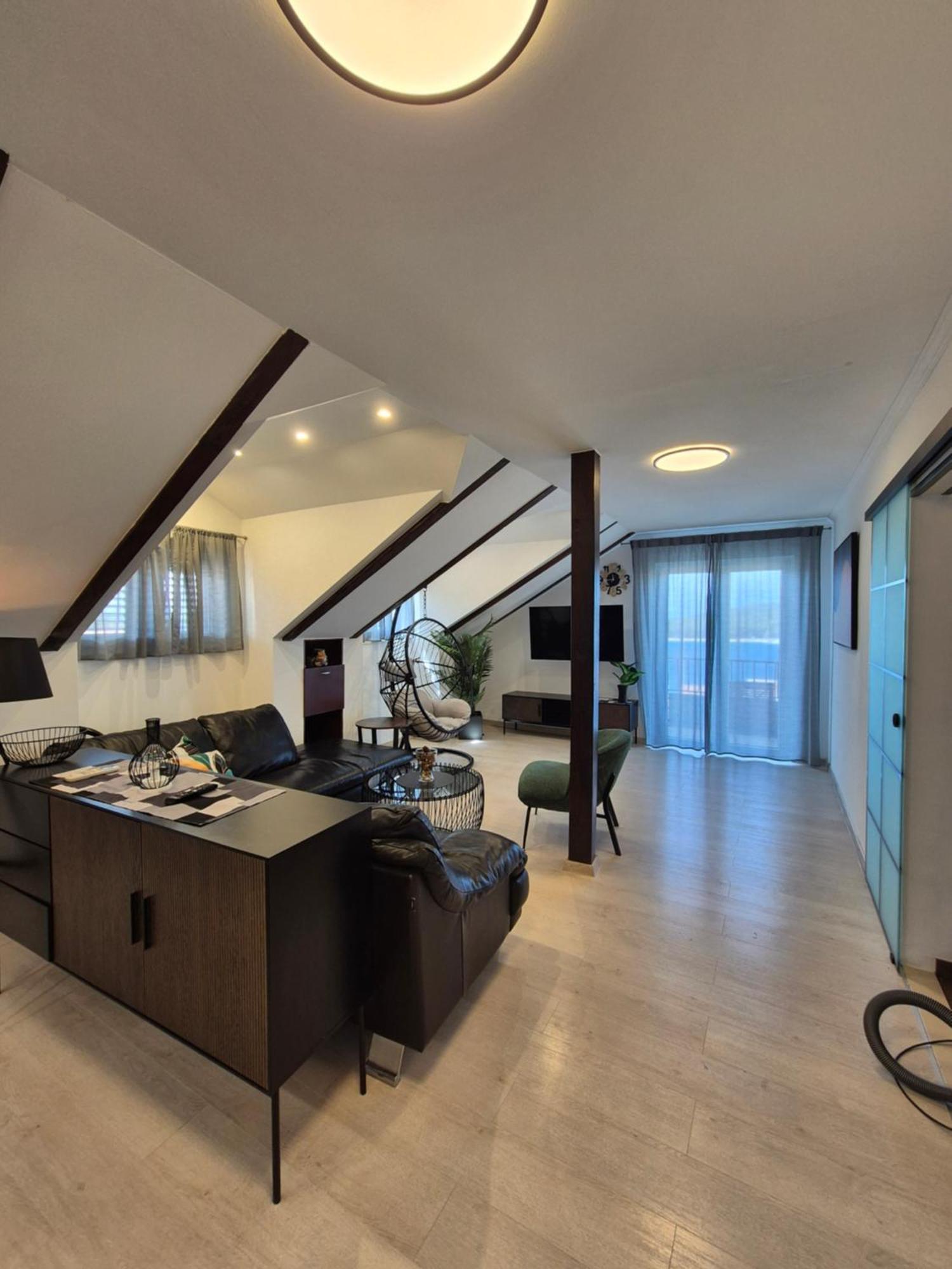 Apartment Renovated Skorin Rogoznica (Sibenik-Knin)