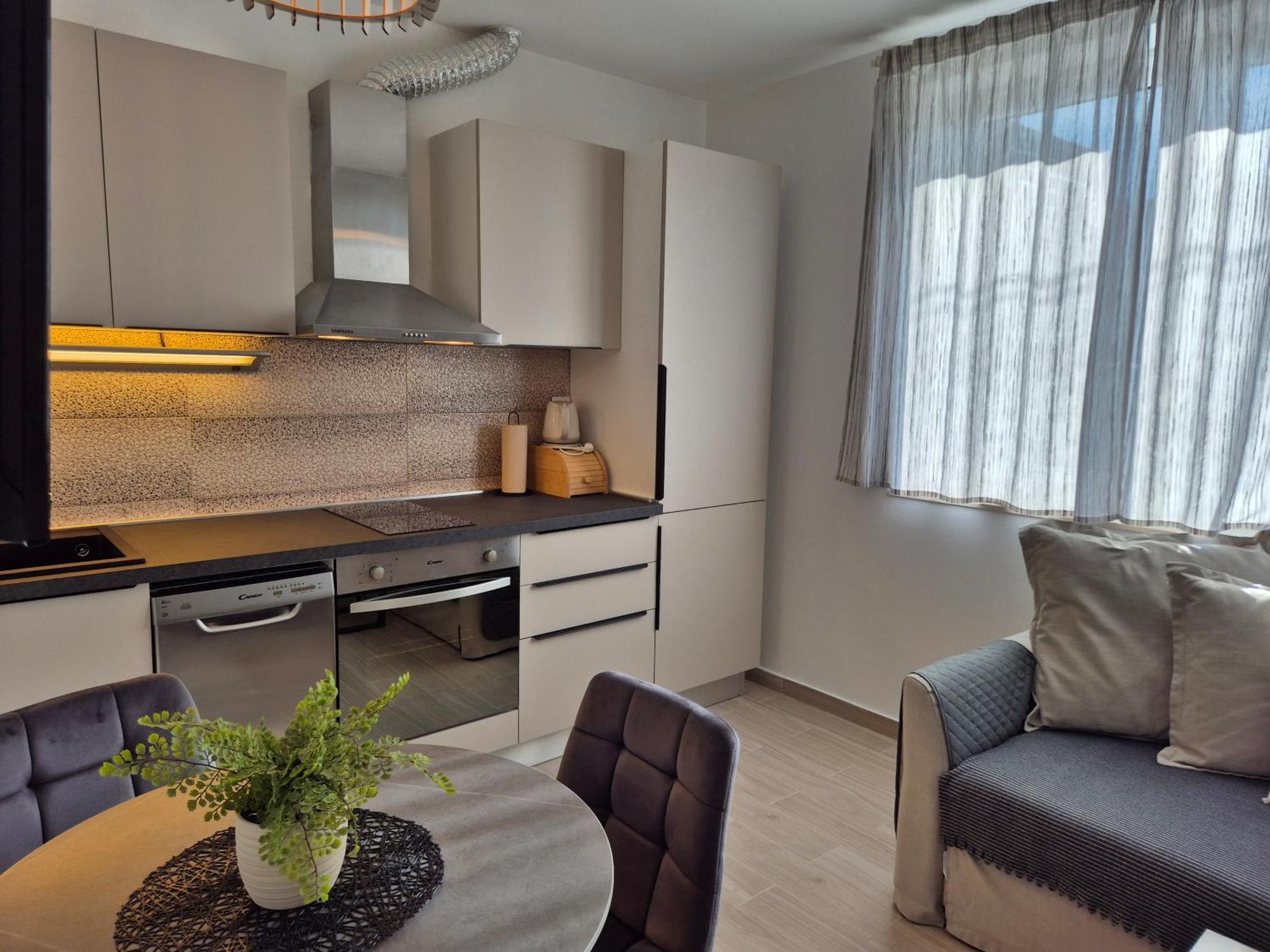 Apartment Renovated Skorin Rogoznica (Sibenik-Knin)