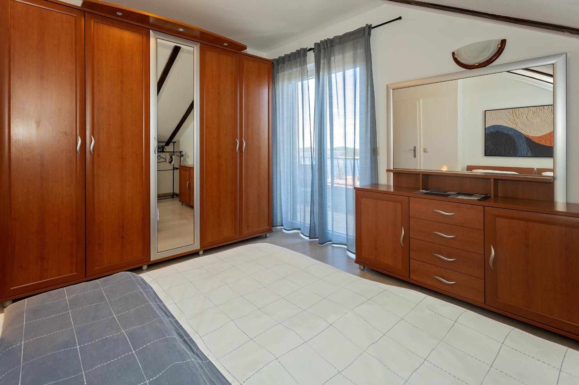 Renovated Skorin Apartment