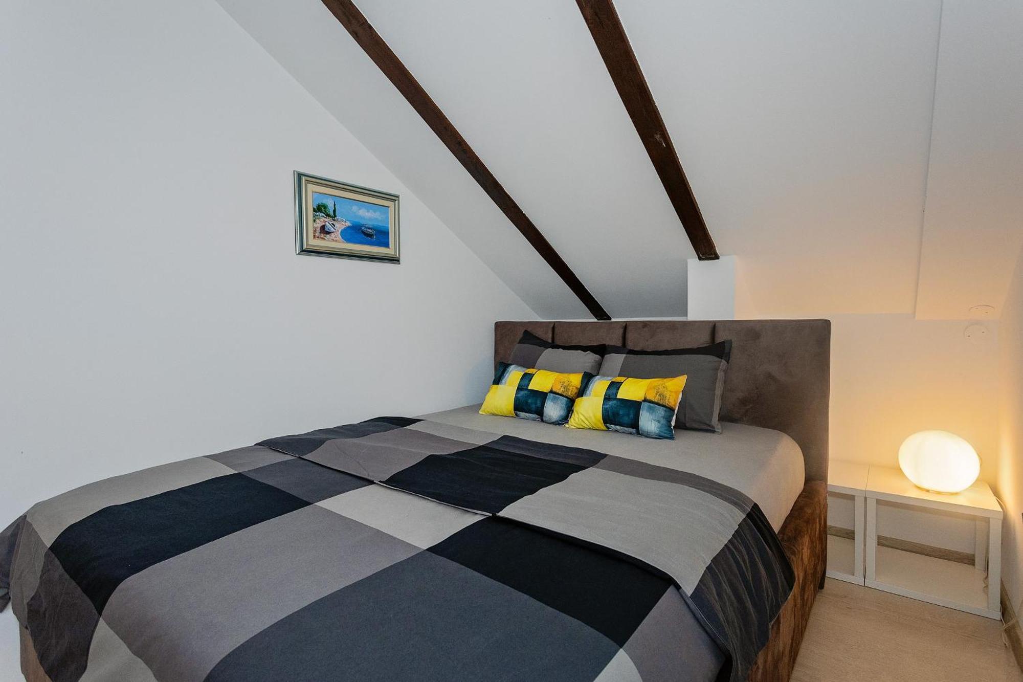 Renovated Skorin * Rogoznica (Sibenik-Knin)