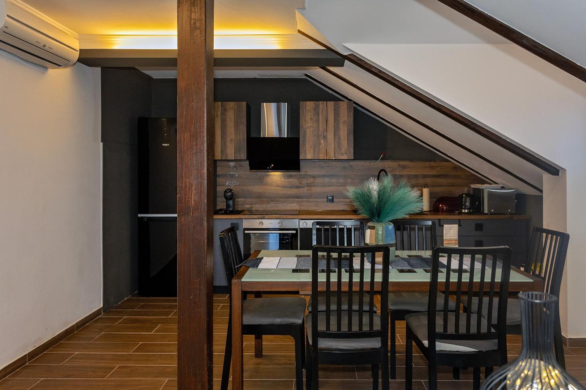 Apartment Renovated Skorin *