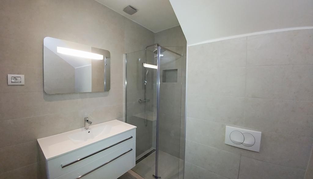 Renovated Skorin Apartment Rogoznica (Sibenik-Knin)